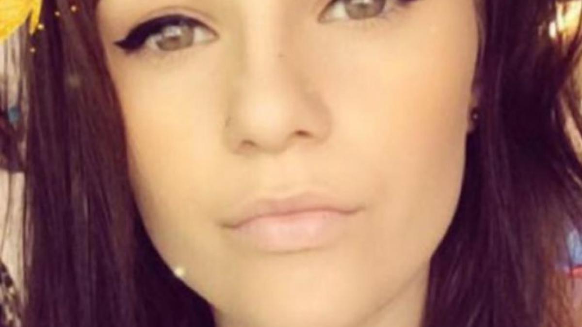 majoreta unui liceu a murit in timp ce incerca sa si faca un selfie avea doar 14 ani