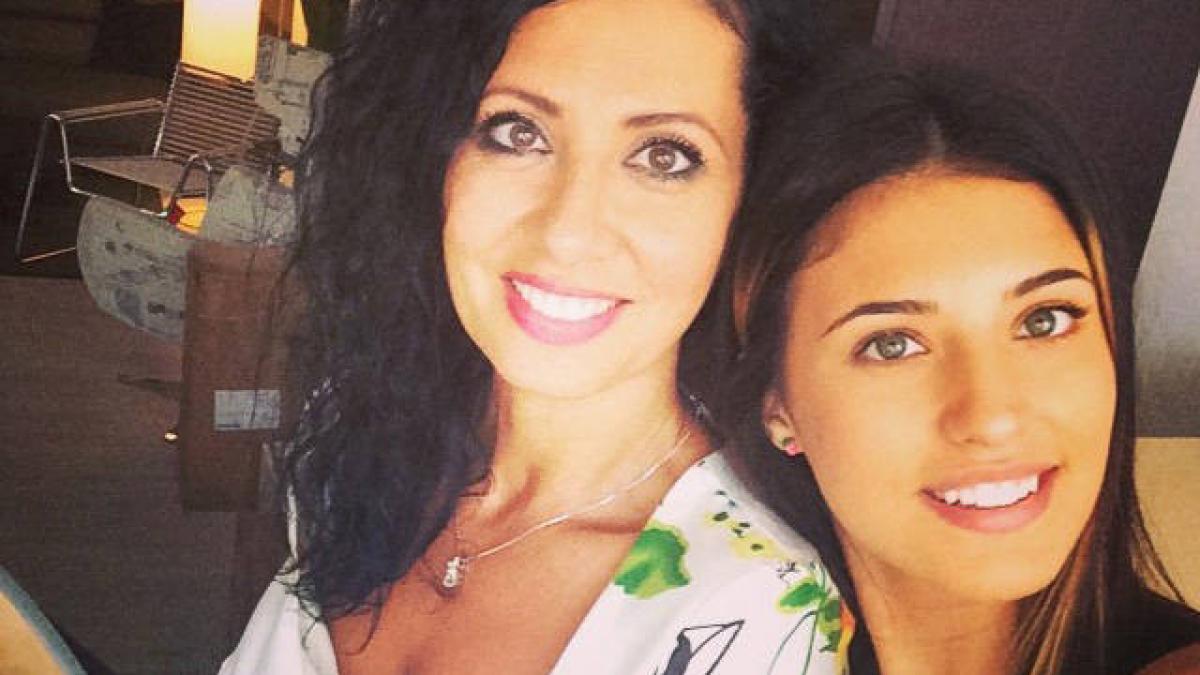 mama antoniei model la 49 de ani a defilat pentru prima oara pe un podium de moda foto