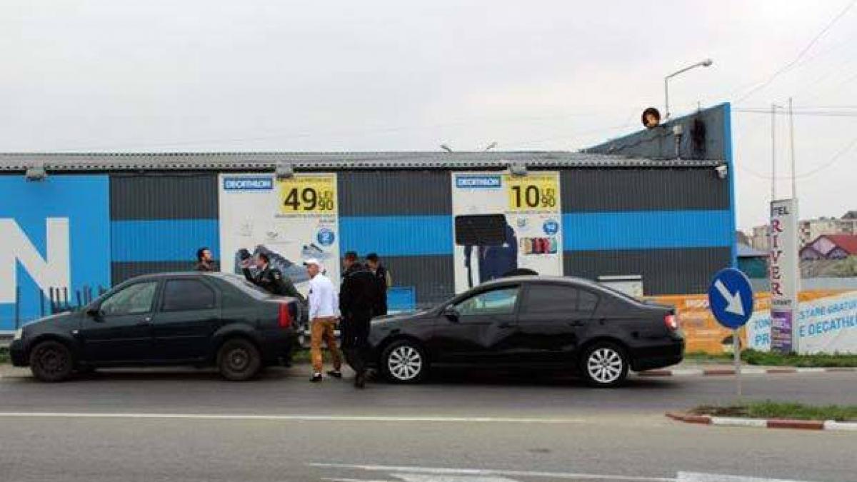 scandal monstru in fata unui magazin se pregateau de nunta dar ce a urmat e ireal baiatul a tras o