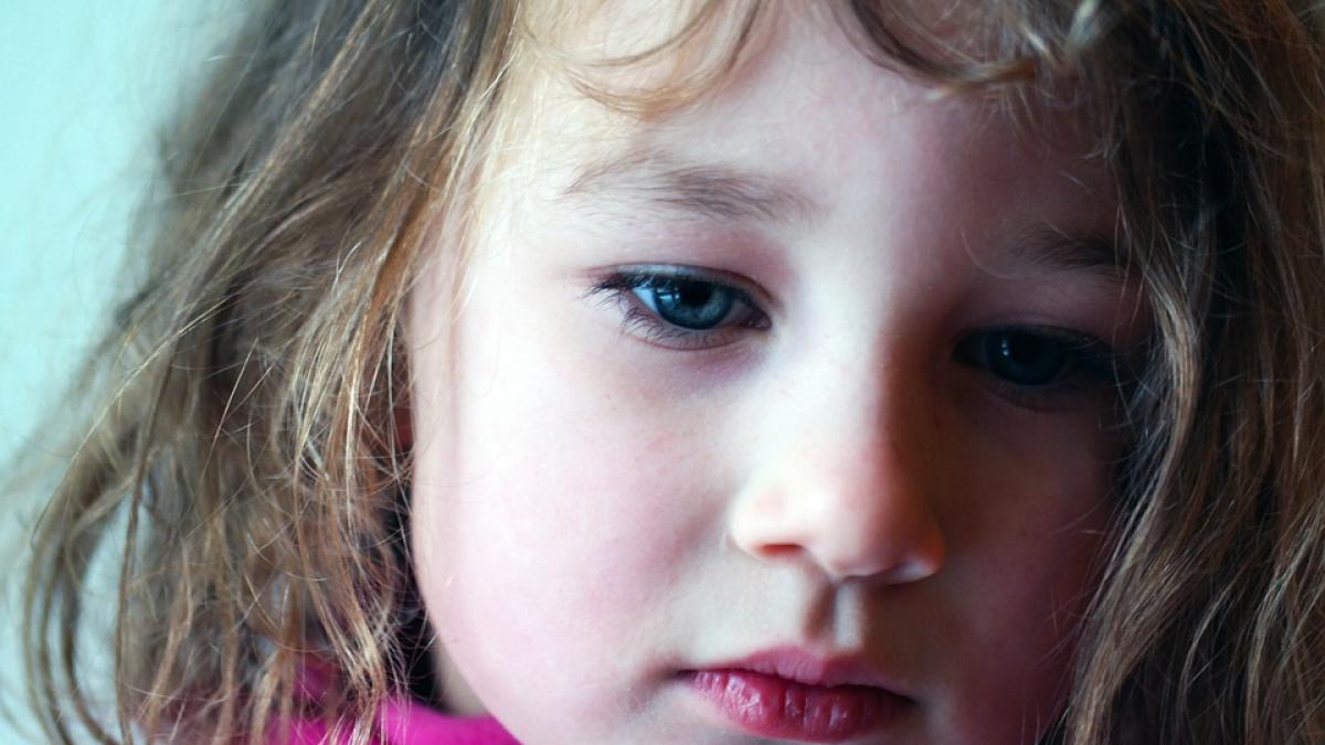 intrebarea sfasietoare a unei fetite dupa ce medicii au fost nevoiti sa ii amputeze mainile