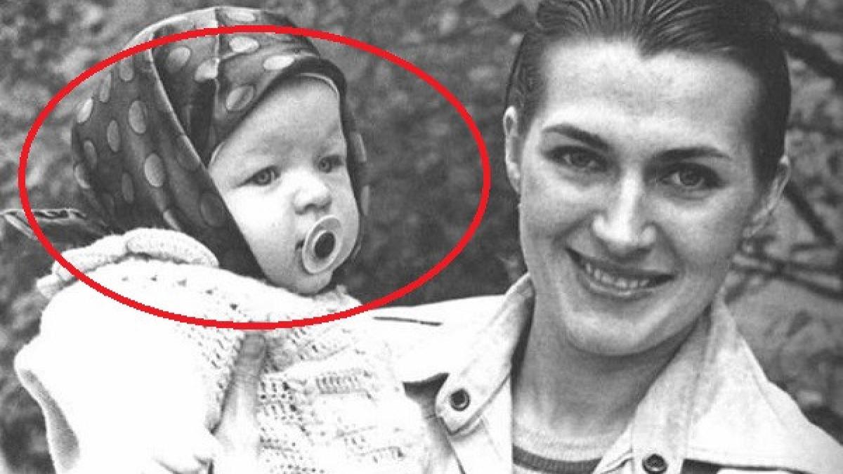 aceasta actrita dintr o fosta tara comunista a reusit sa creasca o vedeta de la hollywood ghicesti