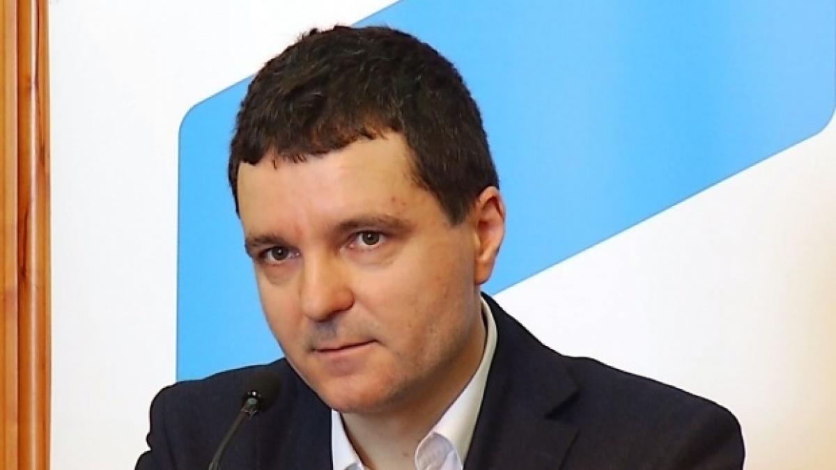 nicusor dan a anuntat ca va candida la presedintia usr