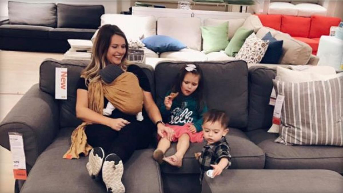 se plimba cu copiii de mana prin ikea cand i s a parut ca cineva o urmareste ce a urmat a speriat o