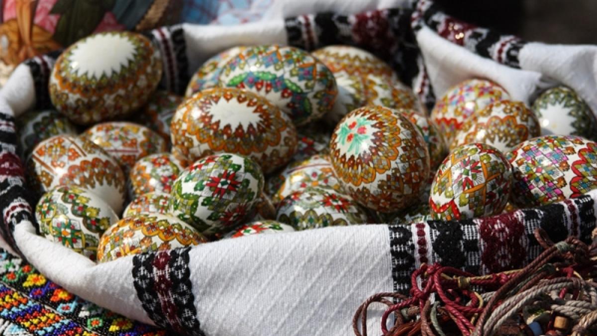 duminica floriilor 2017 targul de florii va avea loc la muzeul taranului roman