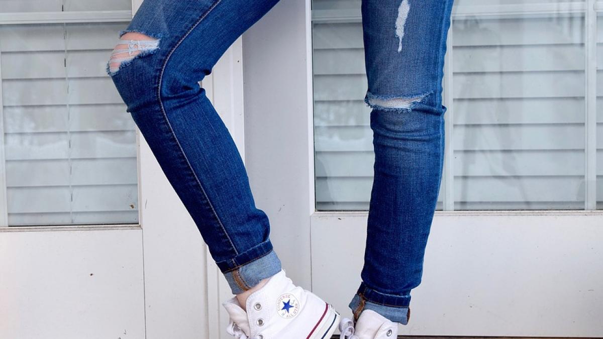 ai acasa astfel de blugi nu i mai imbraca sunt foarte periculosi