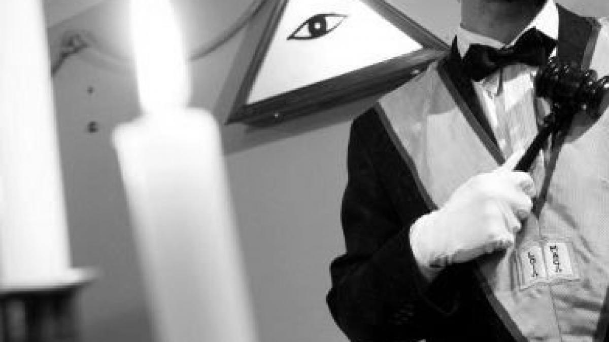 al treilea razboi mondial in viziunea unui maestru mason de grad 33