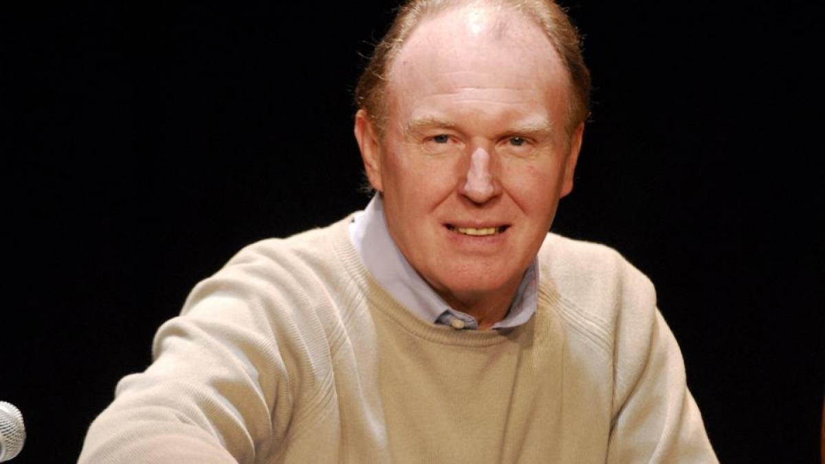 fanii james bond in doliu a murit tim pigott smith