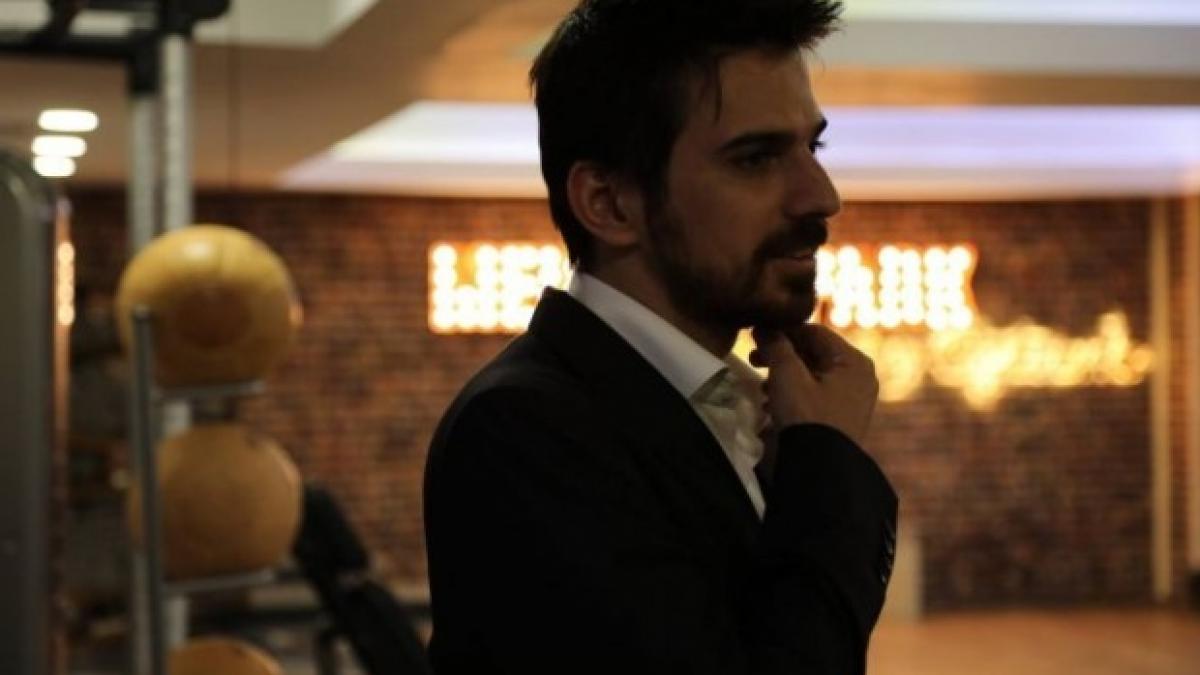 gluma pe care o face fostul sot al andreei marin cine este de fapt blonda din biroul lui