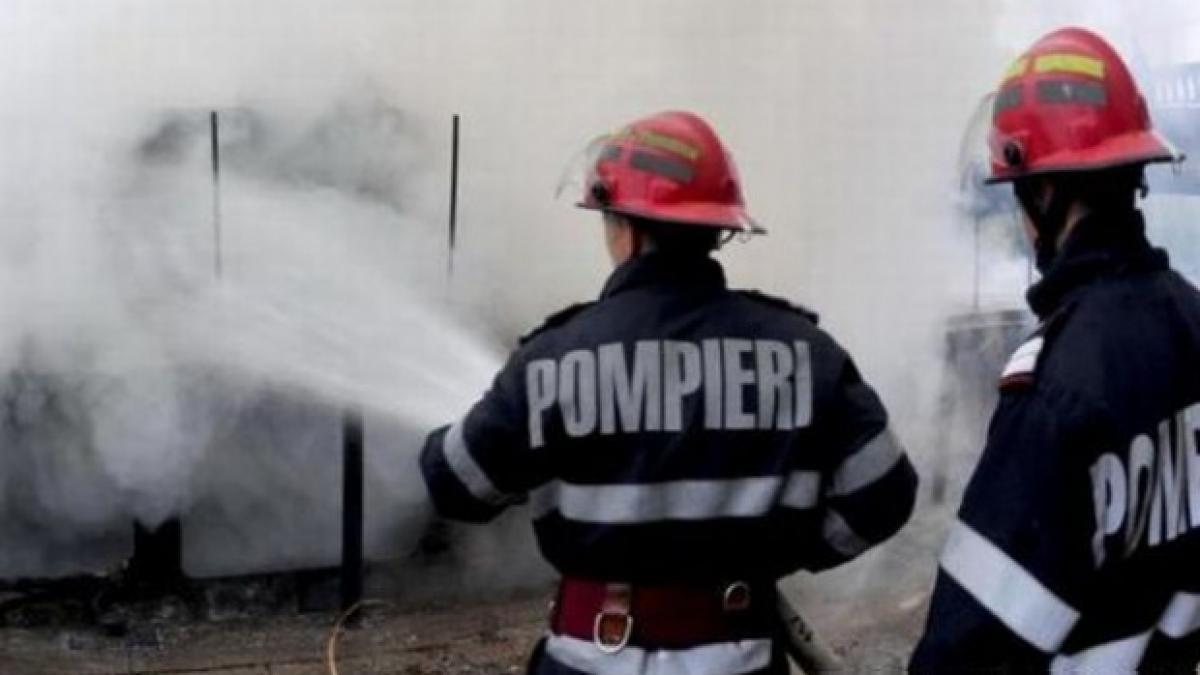 incendiu la mall baneasa