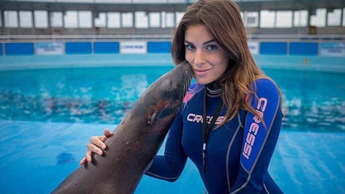 a participat la miss italia dar acum ii e frica sa se uite si in oglinda care este drama prin care