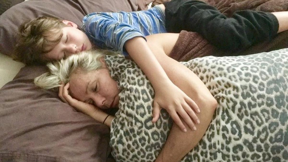 in urma cu trei ani a aflat ca mama lui are cancer ce a facut baietelul de opt ani este cutremurator