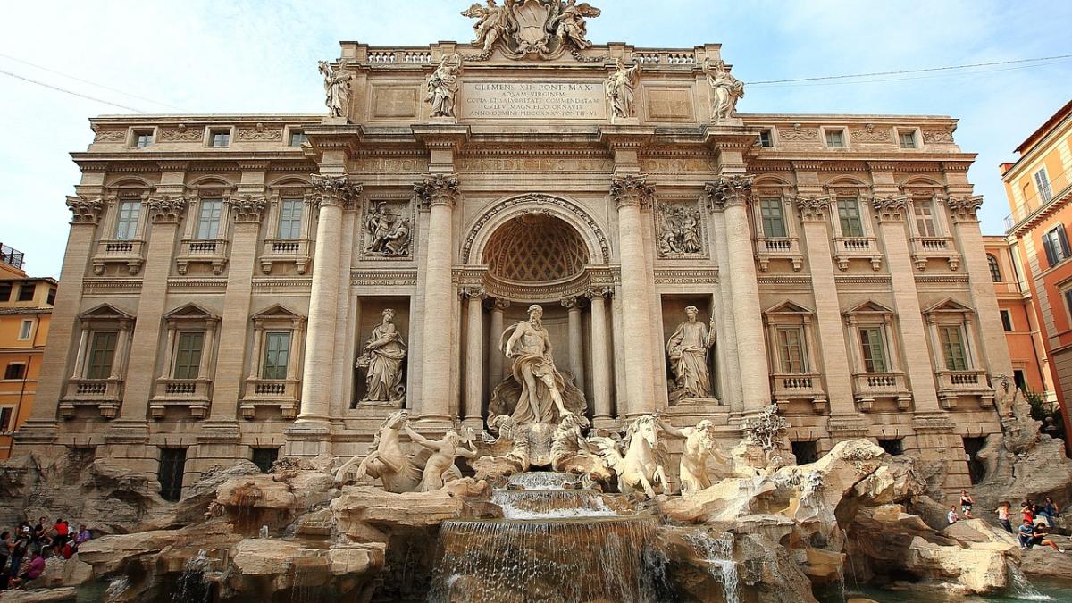 o avere aruncata in fontana di trevi cati bani s au strans anul trecut din celebrul monument din
