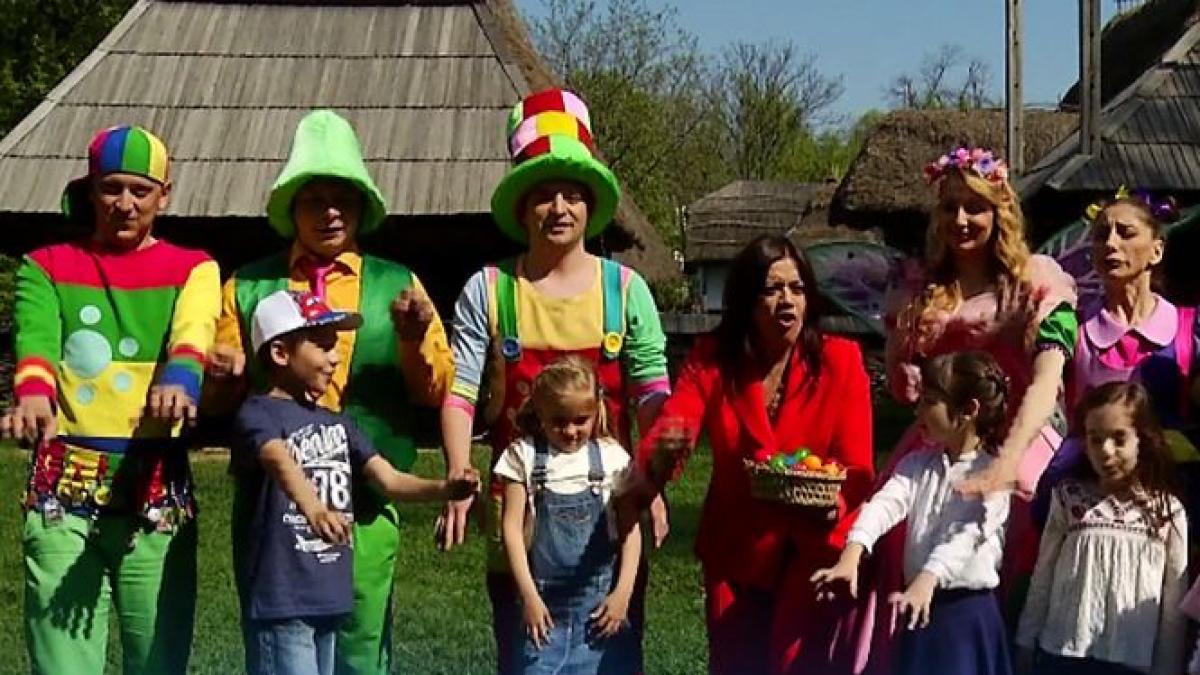 paste 2017 gasca zurli a provocat mai multi copii la un concurs de vanat oua colorate