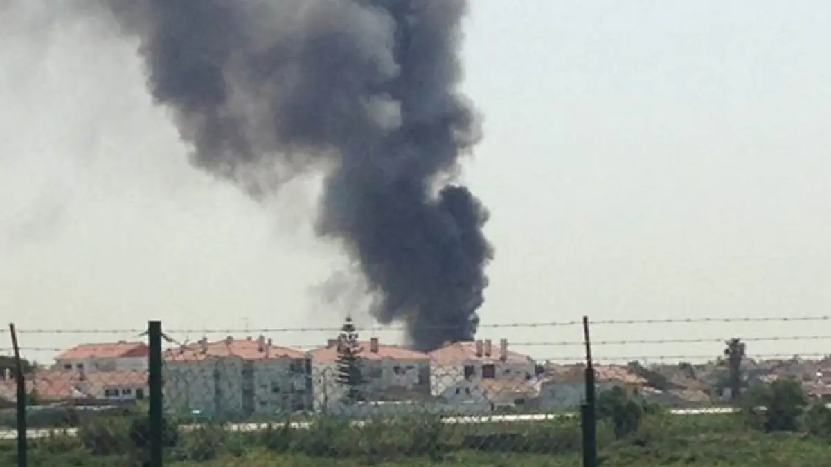 un avion de mici dimensiuni s a prabusit intr o suburbie din lisabona patru morti