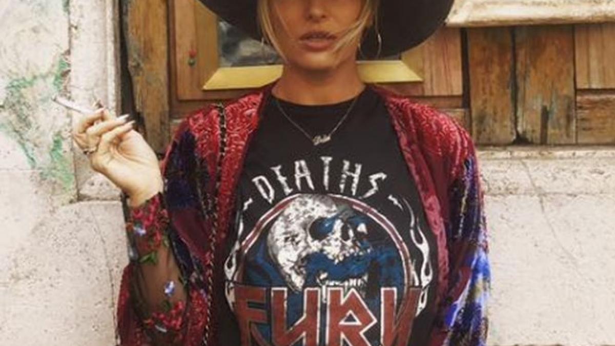 cati bani a cheltuit delia in vacanta