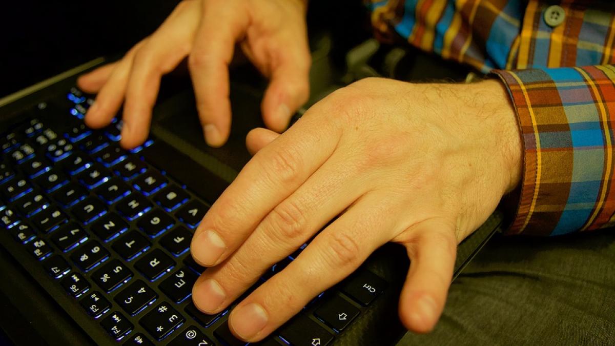 cum sa faci zeci de mii de euro lucrand de acasa pe bune