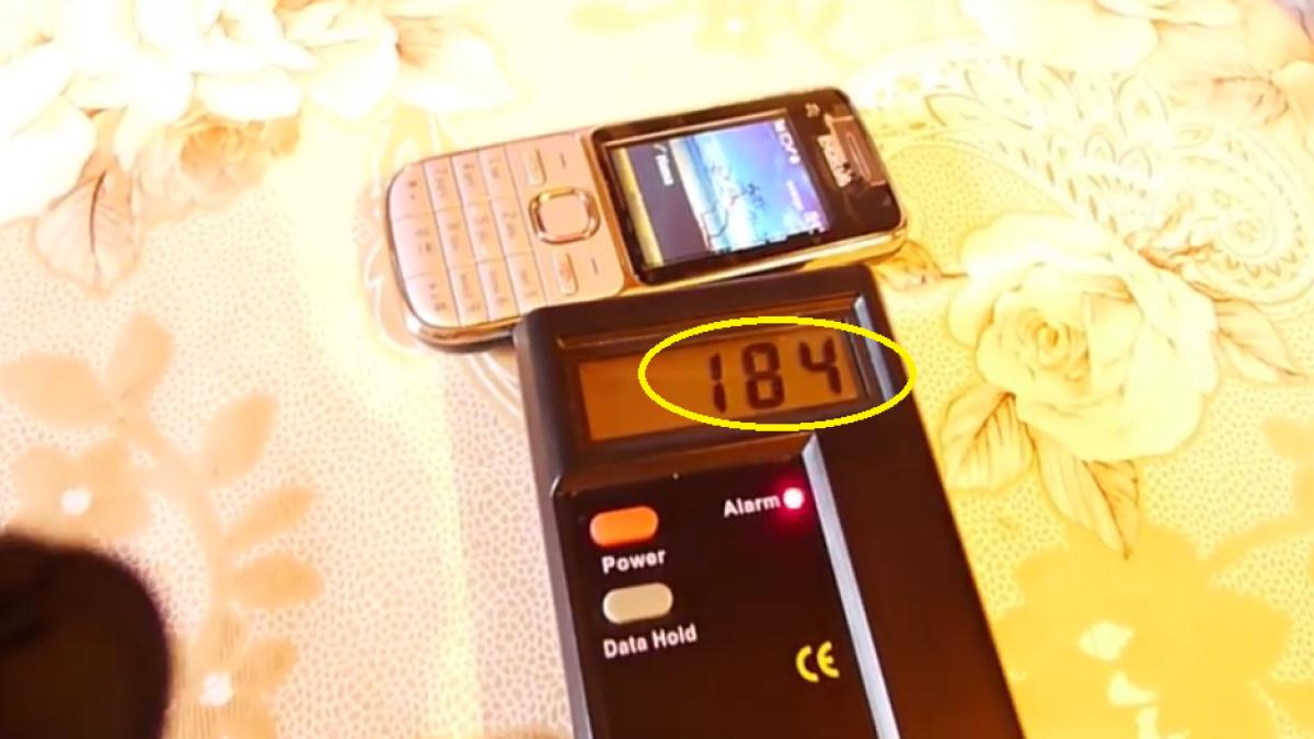 un roman a verificat radiatiile electromagnetice ale aparatelor electrice si electrocasnice pe care