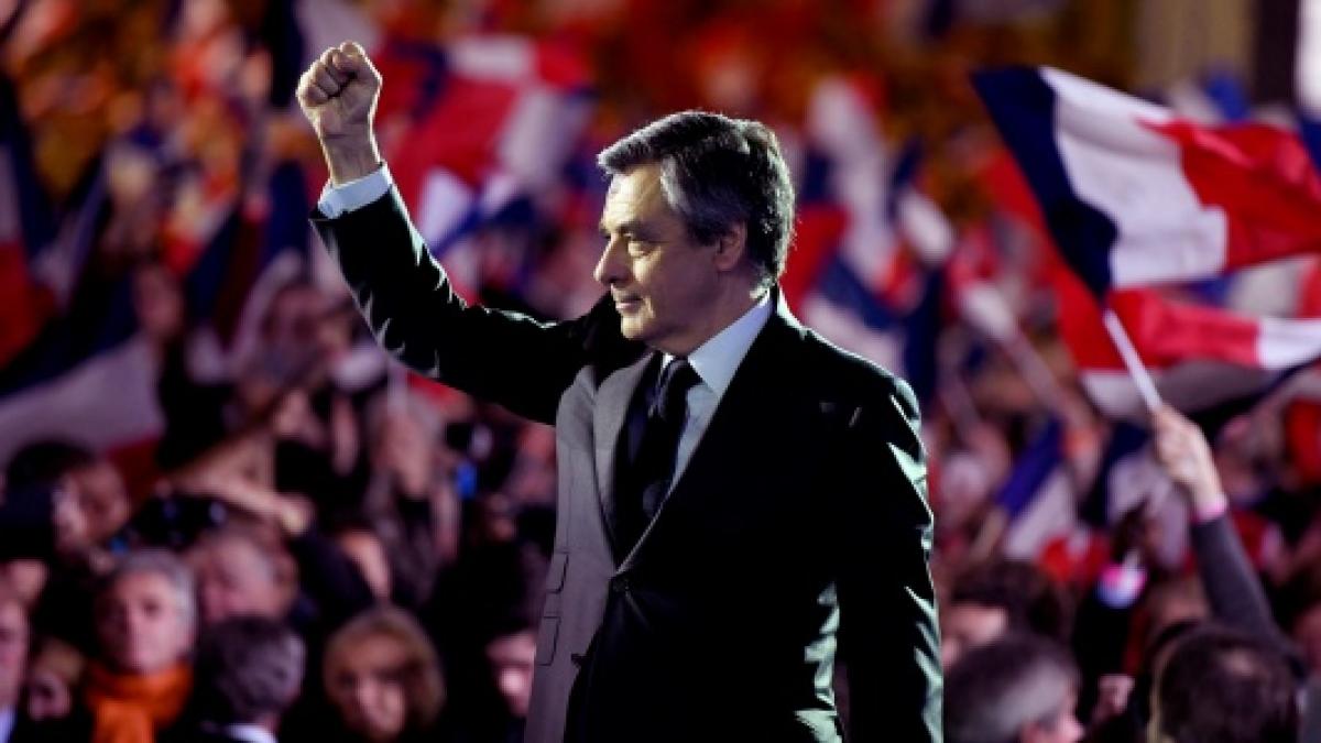 alegeri prezidentiale franta conservatorul francois fillon isi recunoaste infrangerea si anunta ca