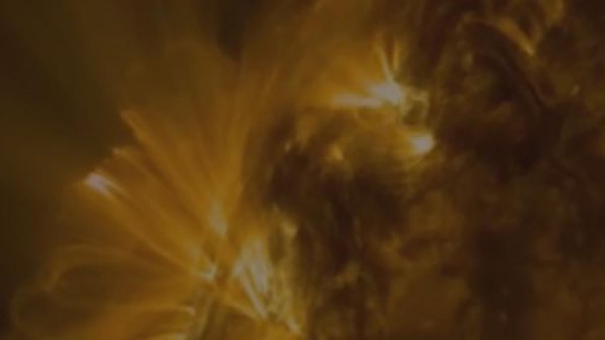 nasa a surprins imagini fenomenale la nivelul suprafetei soarelui video