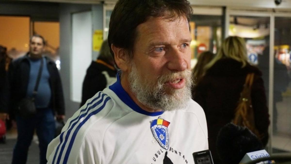 priveghi la catafalcul alpinistei dor geta popescu au fost prezenti familia si prietenii mai putin