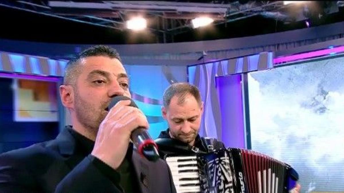 fiii ilenei ciuculete melodie emotionanta in memoria mamei lor video