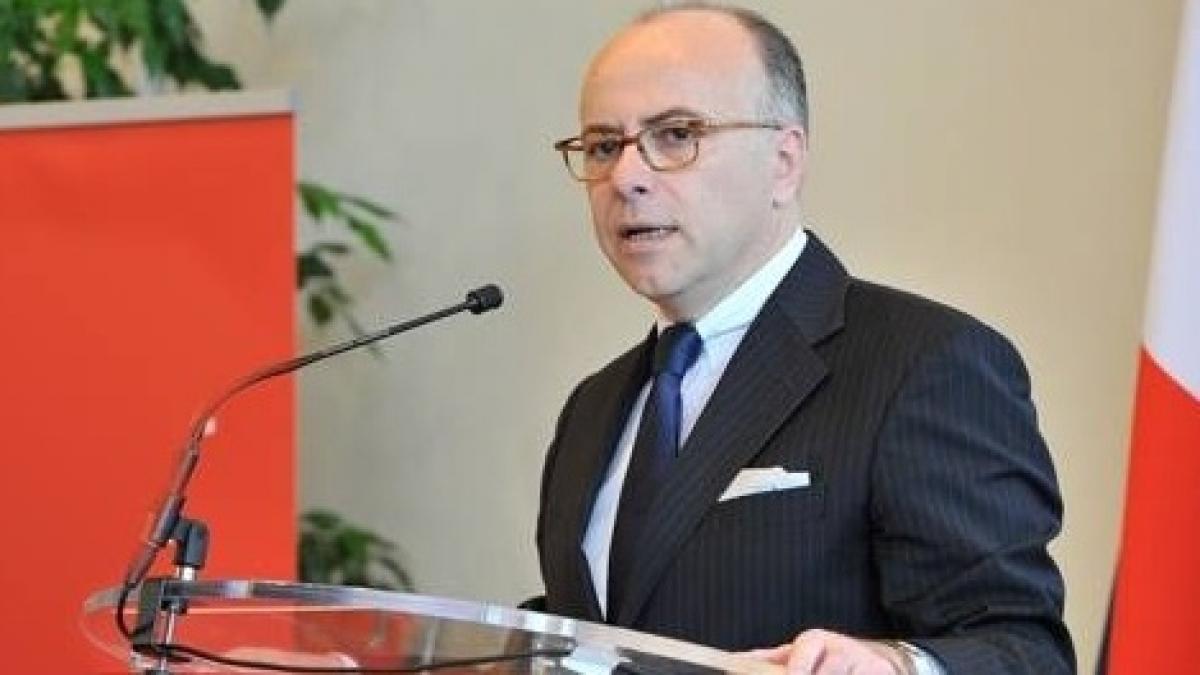 premierul frantei vizat de hoti apartamentul lui bernard cazeneuve a fost jefuit