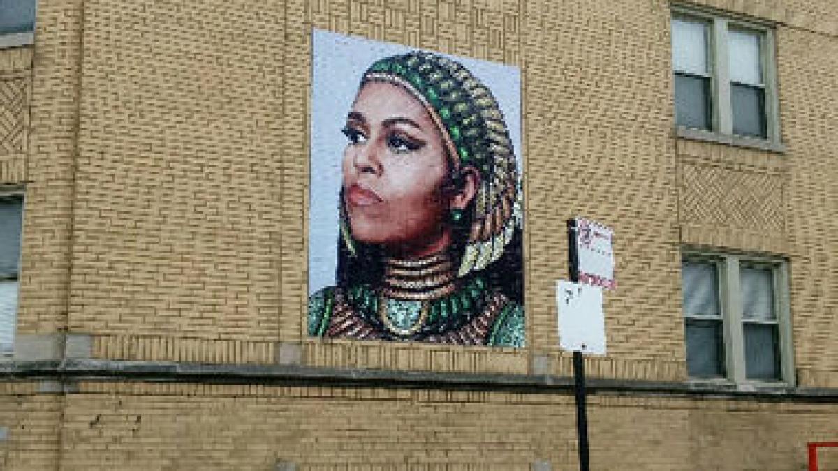 un desen mural care o prezinta pe michelle obama genereaza controverse video