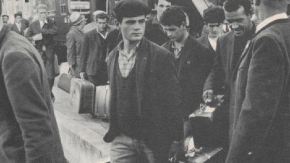 o pagina uitata a istoriei granitele romaniei luate cu asalt de imigrantii italieni pentru un loc