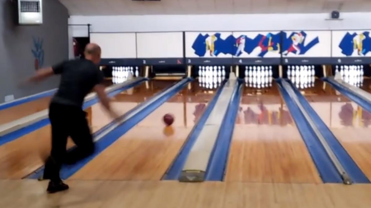 ce a reusit sa faca un jucator de bowling video