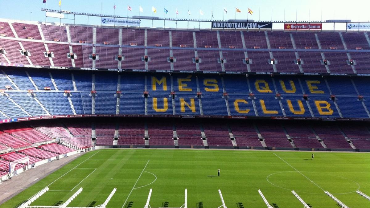 fc barcelona isi schimba antrenorul cine ii va lua locul lui luis enrique