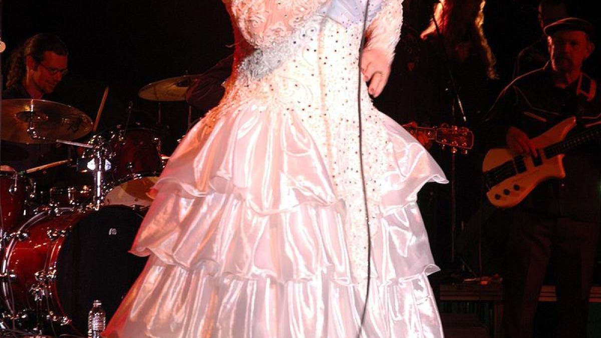 loretta lynn marea doamna a muzicii country internata de urgenta in spital dupa un accident vascular