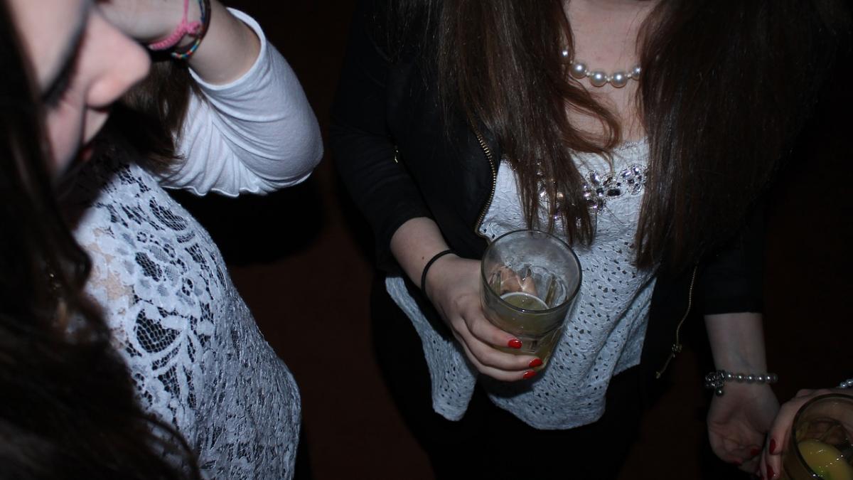 a baut votca la o petrecere iar viata ei s a schimbat radical ce a patit tanara a doua zi dimineata