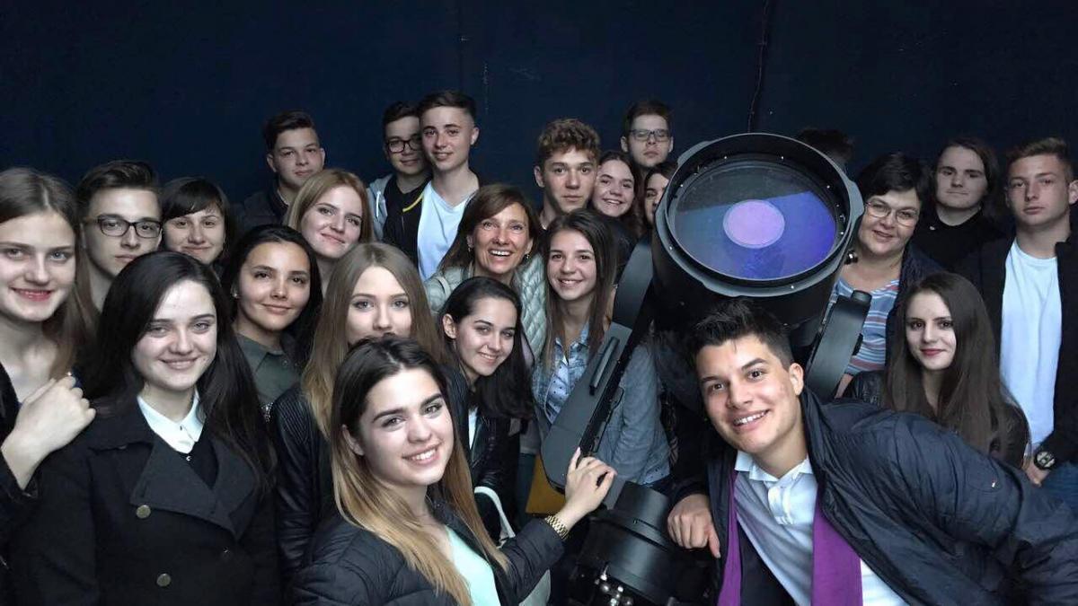 carmen iohannis mesaj inedit din inima pamantului direct printre stele