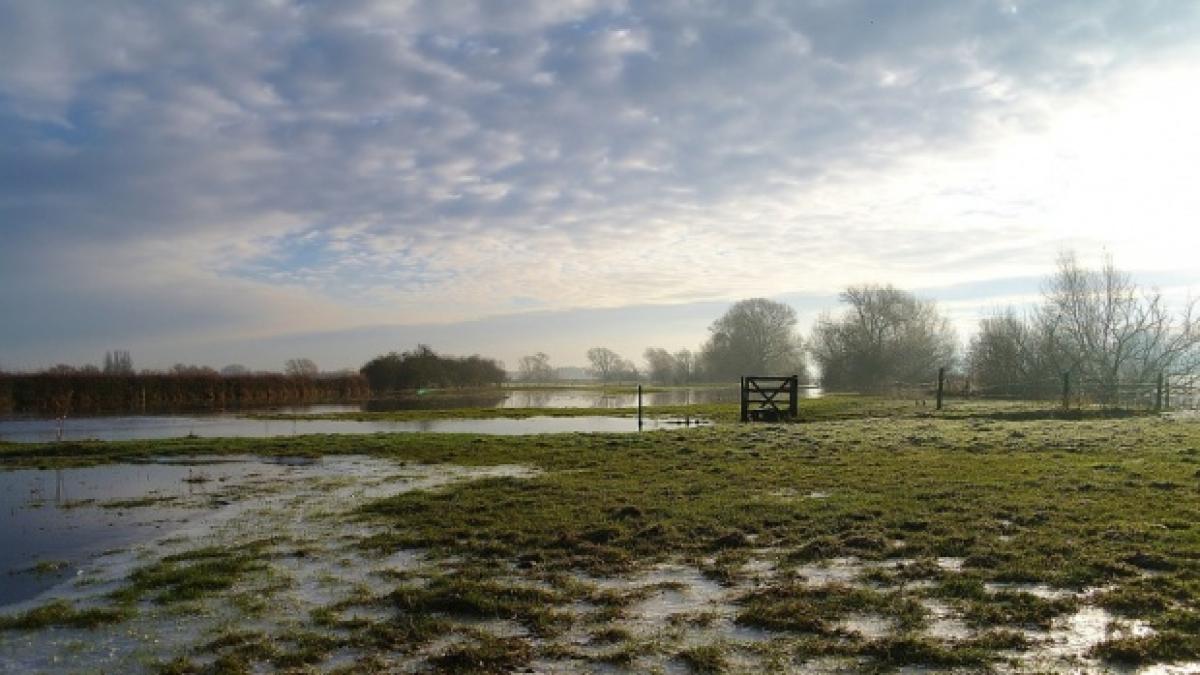 pericol de inundatii hidrologii au emis cod portocaliu pe mai multe rauri din tara autoritatile