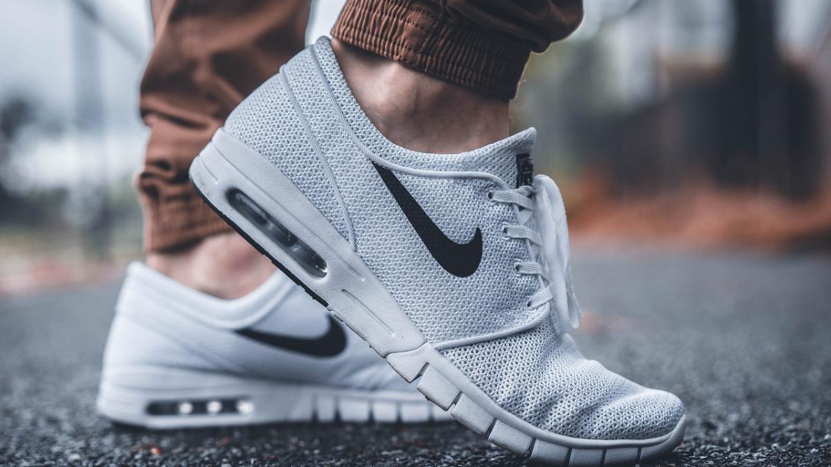 statul islamic a interzis toate produsele nike ce risca cei care le poarta