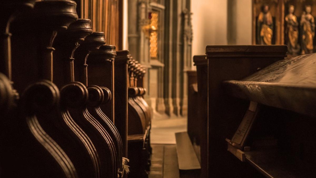 amenintari cu moartea intre preoti in judetul botosani