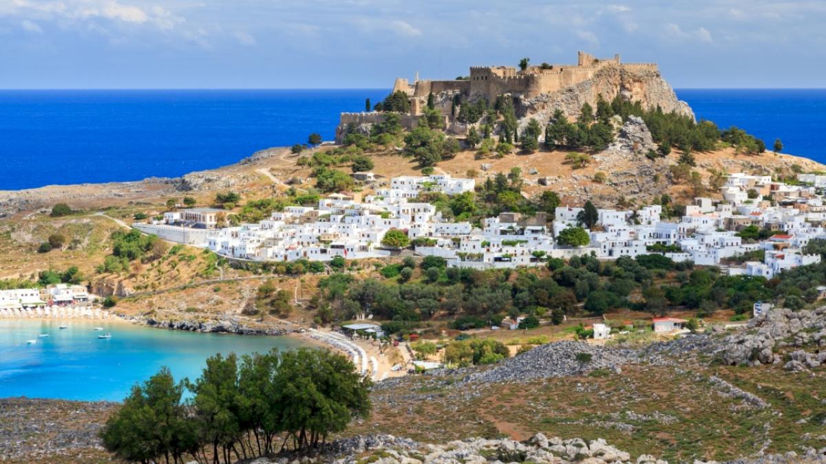 lindos cetatea alba a insulei rhodos