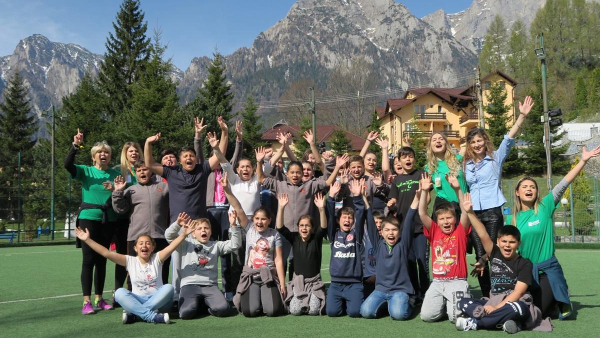 prin campania schimba o viata 22 de copii de la scolile generale din pitaru si potlogi judetul