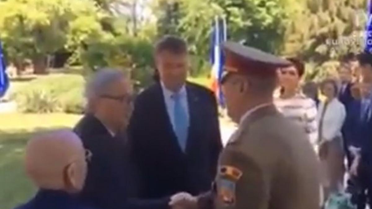 klaus iohannis gafa uriasa la receptia de la cotroceni permiteti mi sa vi l prezint pe seful