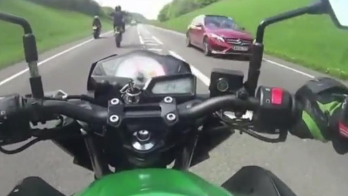 a vrut sa si impresioneze iubita dar a bagat o in spital si a lasat o cu afectiuni pe viata video