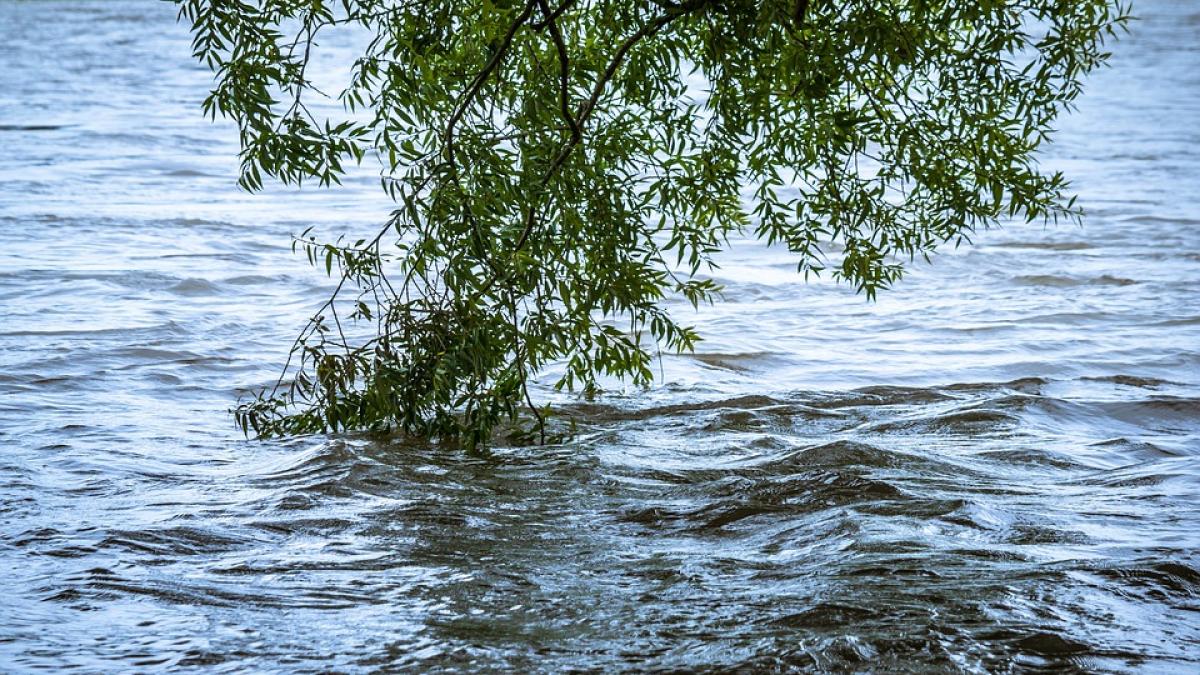 avertizare meteo cod portocaliu de inundatii in cinci judete din moldova