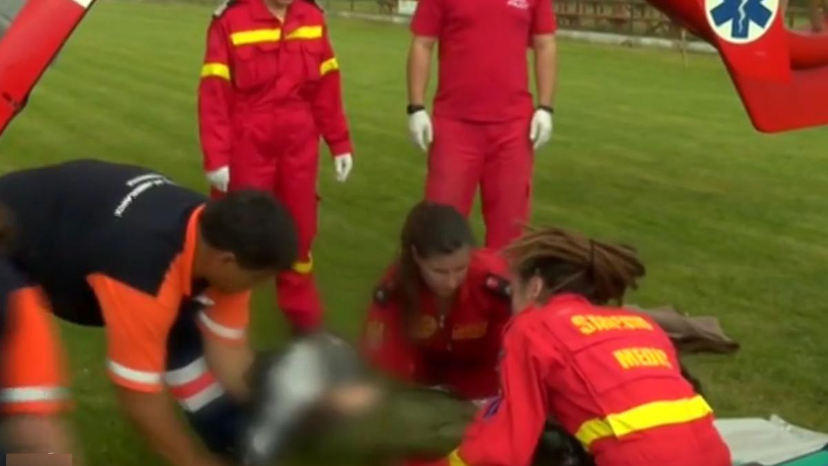 fetita salvata de pompieri din fantana s a intors acasa un inger i a facut salvarea mai usoara