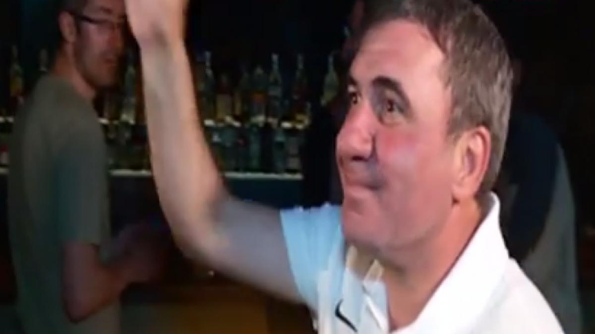 hagi a petrecut in club dupa ce a iesit campion video