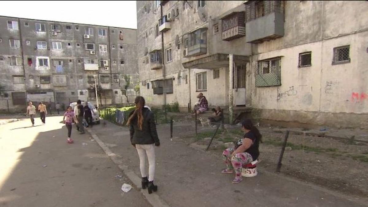 in premiera romania paralela o comunitate de milioane de suflete devenita peste ani oglinda