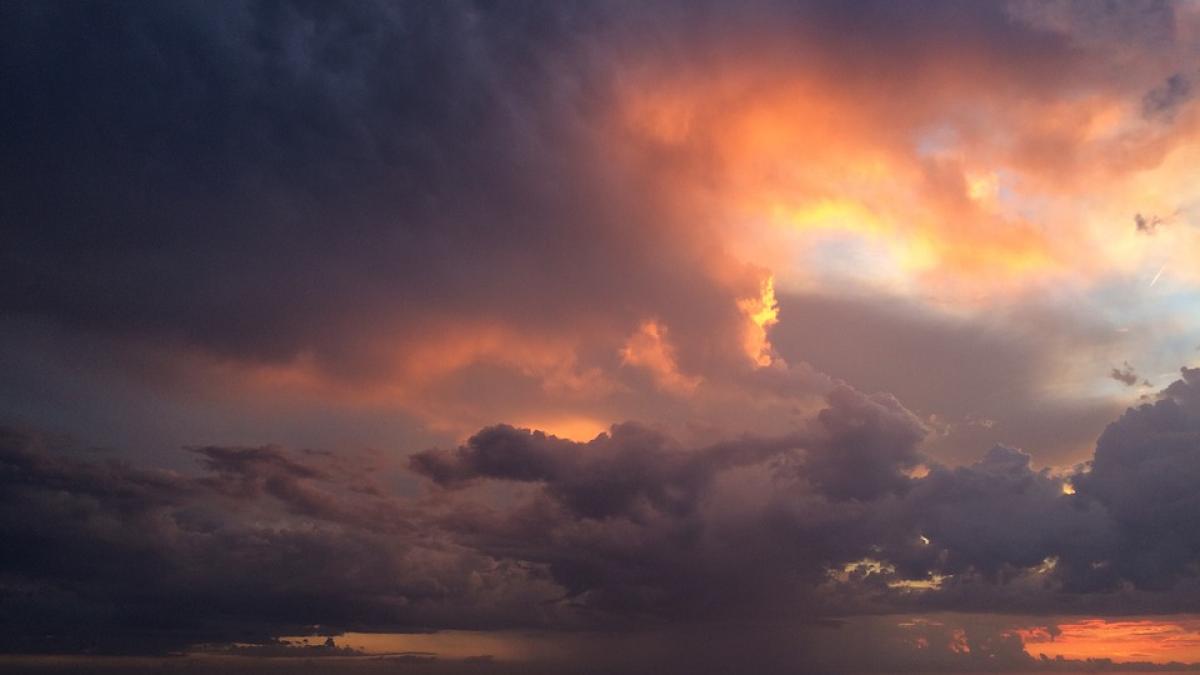 vreme extrema pe litoralul romanesc in urmatoarele ore