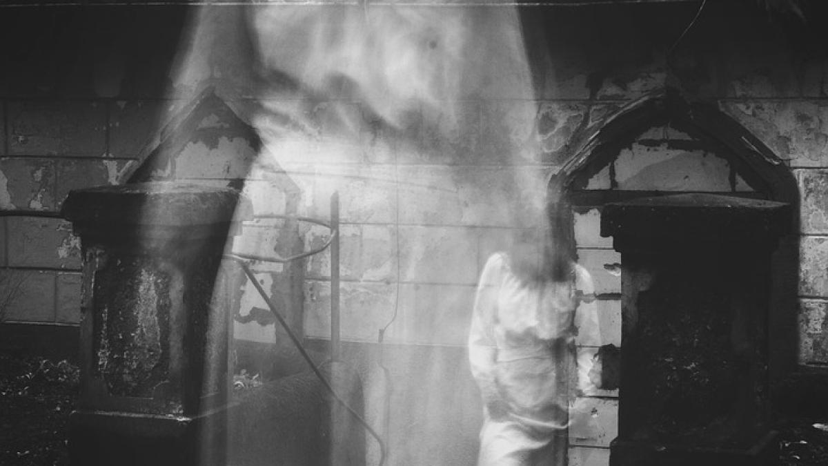 care sunt semnele care ne indica faptul ca oamenii dragi care au murit sunt langa noi este