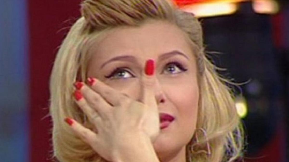 lora a spus in sfarsit adevarul a fost batuta