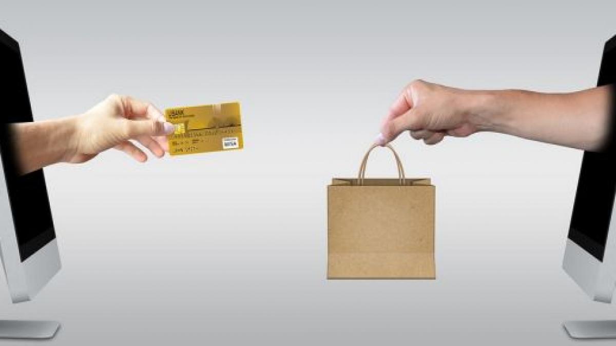 cele mai scumpe laptopuri si telefoane au fost vandute pe doi lei un magazin online a afisat fara