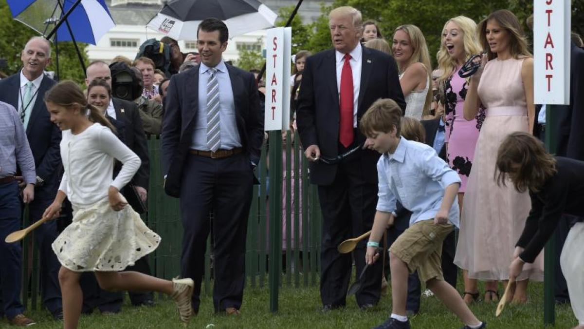 fiul lui donald trump a ajuns in romania care este motivul vizitei sale