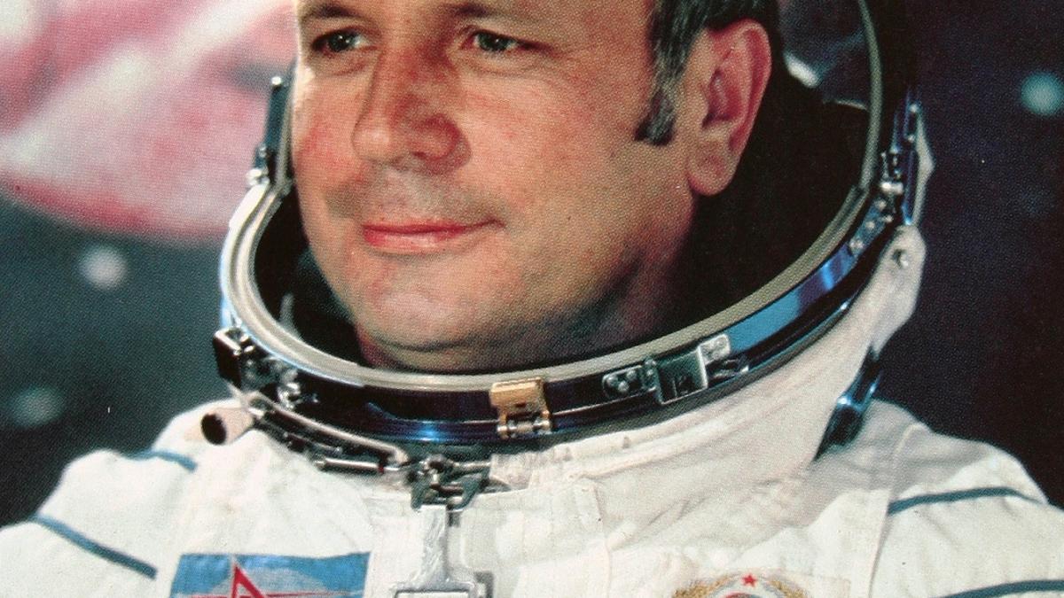a murit unul dintre primii cosmonauti sovietici viktor gorbatko